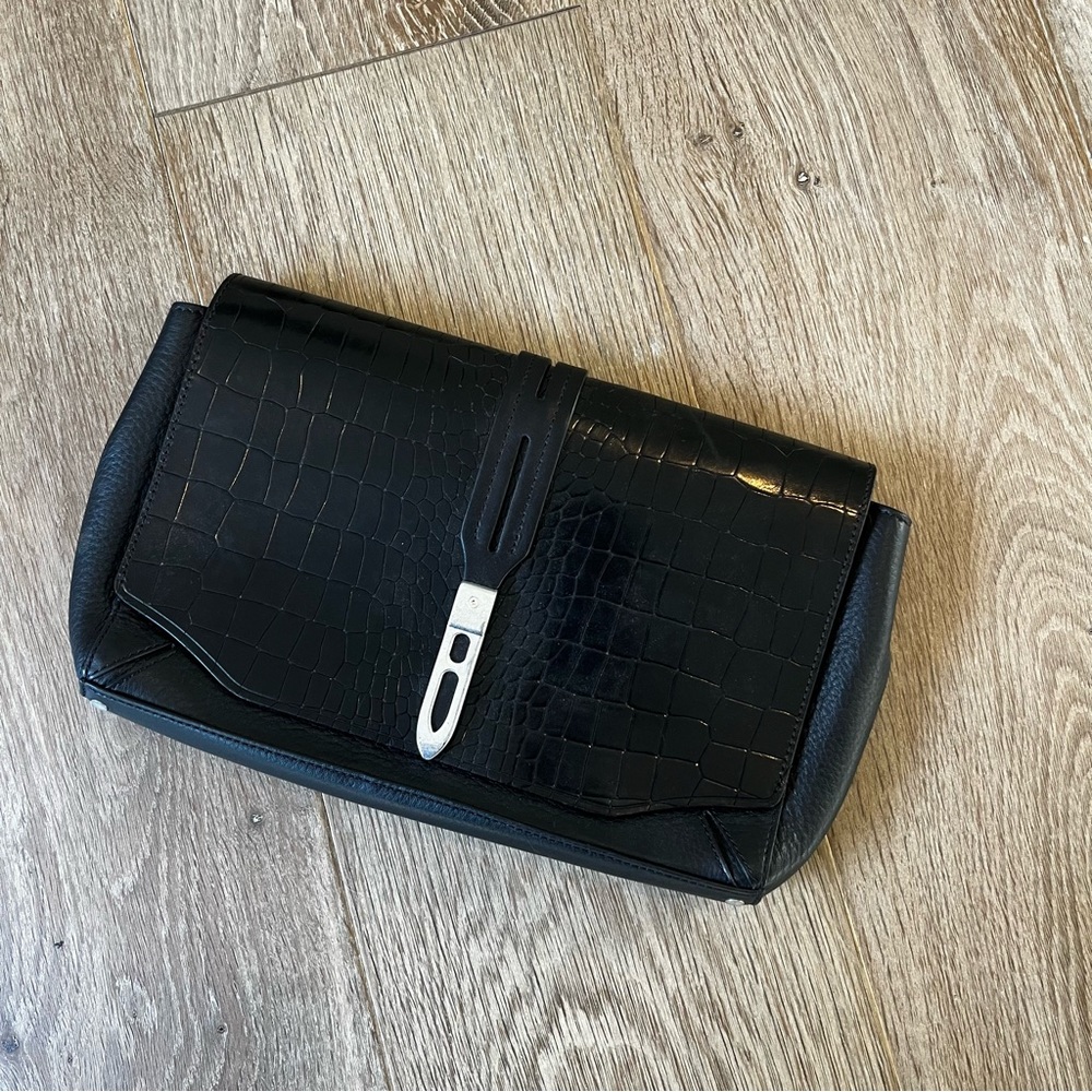 Rag and Bone clutch